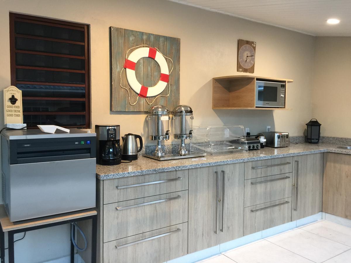 يلمستاد The Pier Beach Inn & Suites المظهر الخارجي الصورة