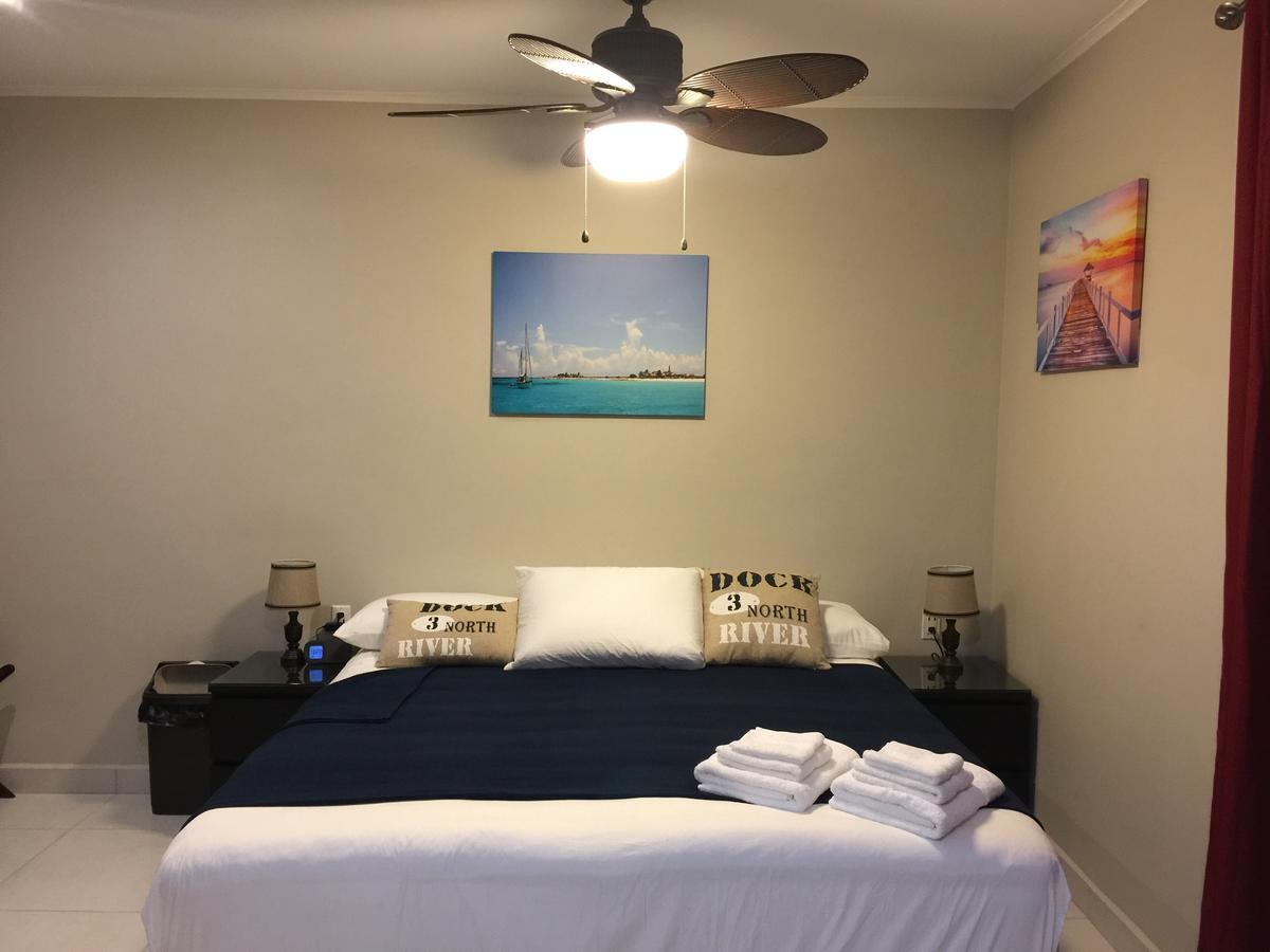 يلمستاد The Pier Beach Inn & Suites المظهر الخارجي الصورة
